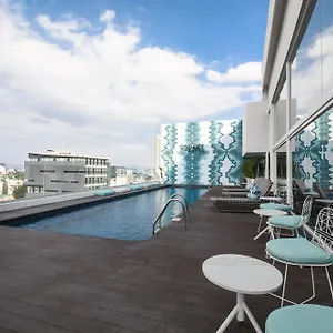 4* Hotel Square Small Luxury - Providencia