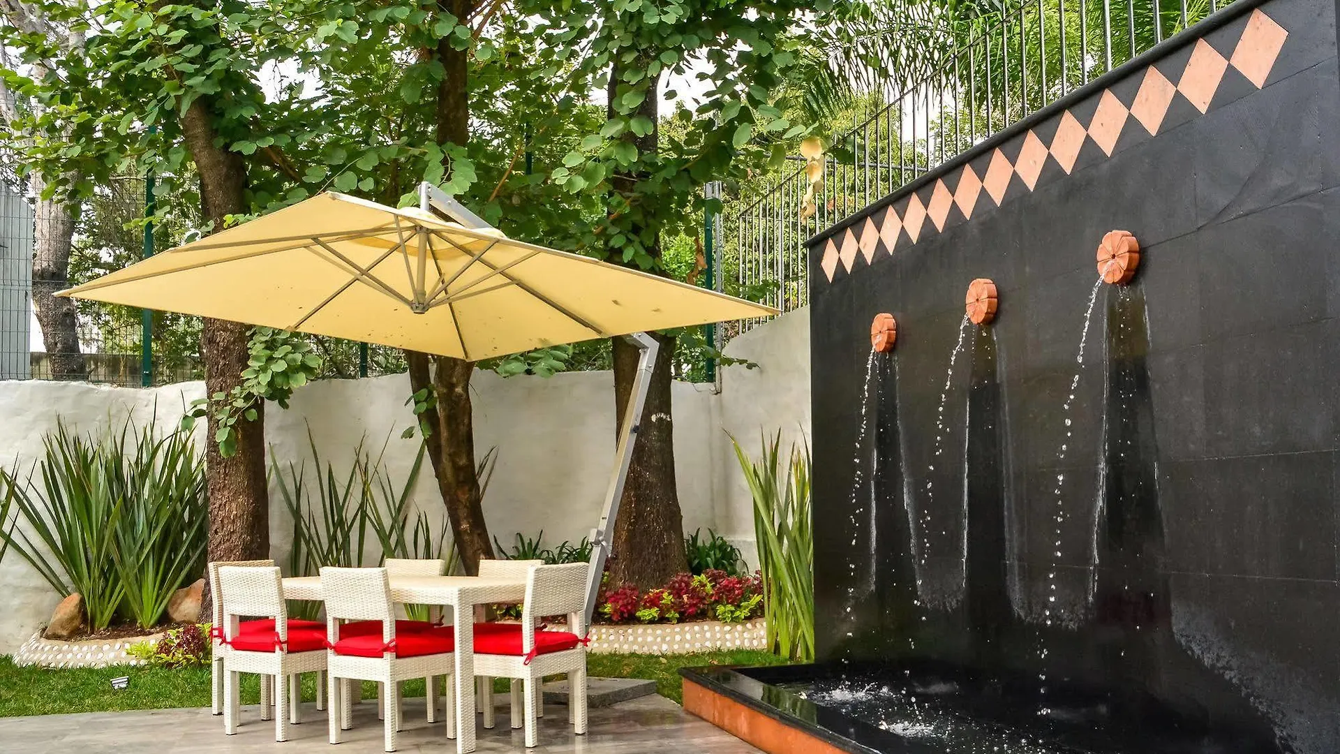Alborata Hotel Boutique Гвадалахара
