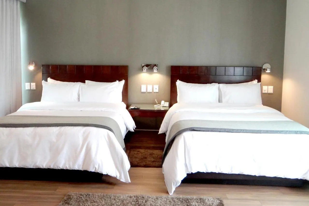 Alborata Hotel Boutique Гвадалахара
